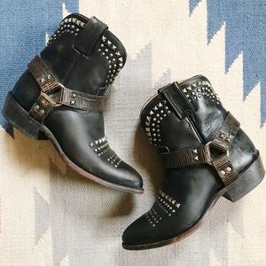 [Frye] Short Harness Boots w/ Studs Sz. 8.5 B